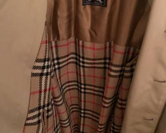 Burberry coat with liner 