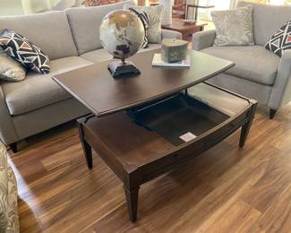 Lift Up Coffee Table