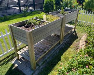 raised planter boxes
