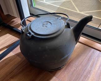 cast iron kettle