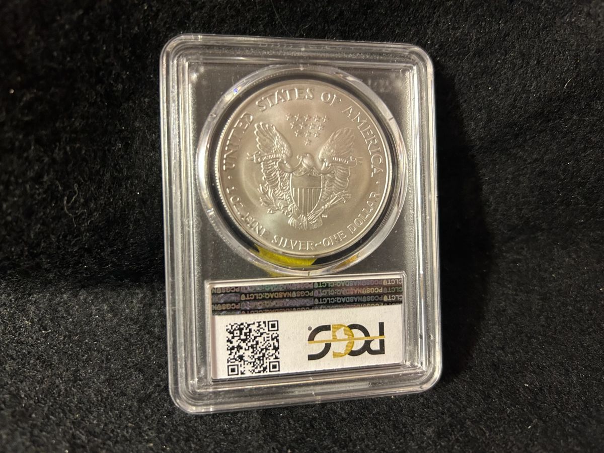 Warehouse, Collectible, Coins, silver, Sports... starts on 10/21/2023