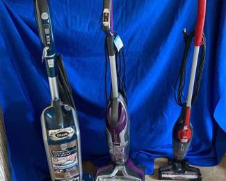 Used Vacs W Accessories Shark  Bissell  Dirt Devil 