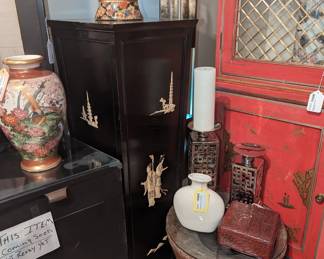 One of 2 bone and Lacquer wood pedestals 