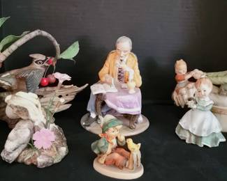 Ceramic Figurines Includes A Hummel