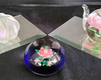 Cute Floral Paperweights 