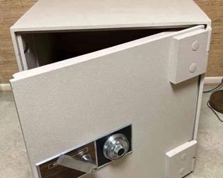 Diebold Cashgard Safe VERY HEAVY  26 X 26 X 26 inches