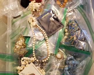 Bagged costume jewelry