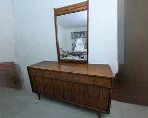 Mid-Century Dresser (6-drawers) & Mirror