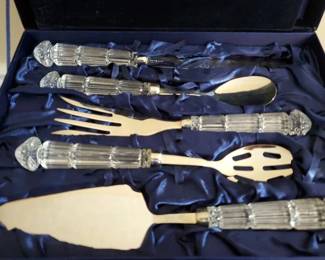 Royal Limited Crystal Stem Serving Set