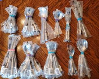 Ricci Argentieri 18/10 Dinner Service Set