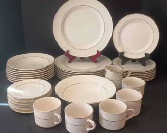 "Autumn on Audubon" in North Augusta, SC. Starts Closing on Wed 10/25 at 8p. Pickup: Fri 10/27 3-6p. Please click here to view more photos, descriptions, and current bids:&nbsp;https://ctbids.com/estate-sale/24805