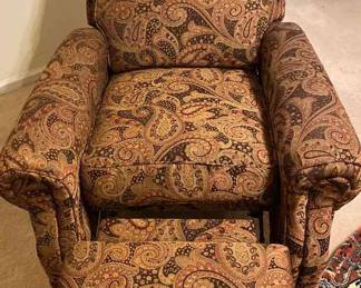 "Autumn on Audubon" in North Augusta, SC. Starts Closing on Wed 10/25 at 8p. Pickup: Fri 10/27 3-6p. Please click here to view more photos, descriptions, and current bids:&nbsp;https://ctbids.com/estate-sale/24805