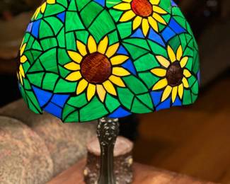 Tiffany Style Sunflower Stained Glass Table Lamp