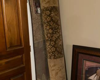 Large Rug by World Rug Traders