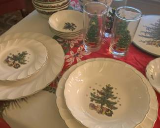 Nikko Christmas Dishes