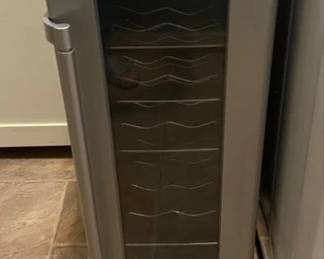Wine Refrigerator 