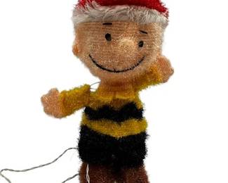 Lot 4 1 Bid(s)
Charlie Brown Lighted Outdoor Sculpture