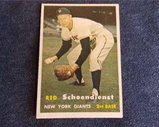 Lot k90 4 Bid(s)
1957 Topps #154 Red Schoendienst
