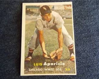 Lot k91 2 Bid(s)
1957 Topps #7 Luis Aparicio