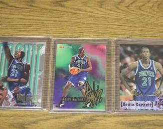 Lot 007   0 Bid(s)
Kevin Garnett Rookie Lot