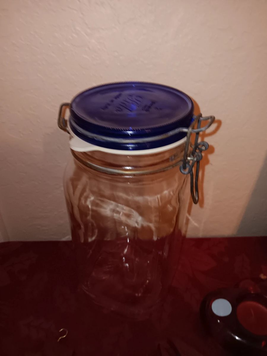 A BJ BROCK WINTER HAVEN ESTATE SALE starts on 11/11/2023