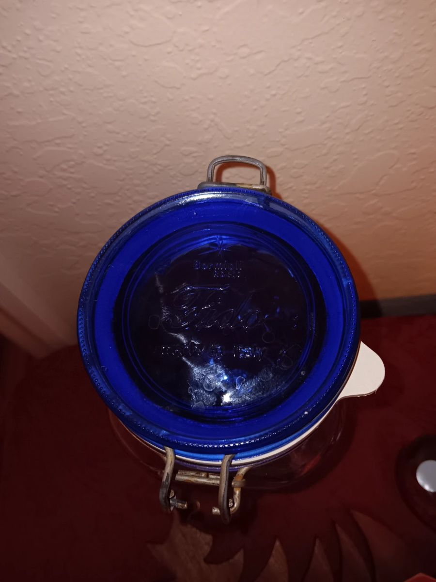 A BJ BROCK WINTER HAVEN ESTATE SALE starts on 11/11/2023