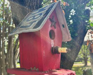 Bird house