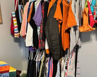 Women's Clothing (Pants most 12-14, Tops most M-XL)