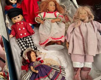 Madame Alexander Dolls, Dolls