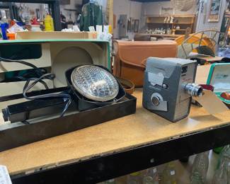 Vintage 8mm Camera in Leather Carrying Case