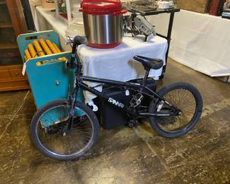 SPINNER Hyper 1-Speed Bike 