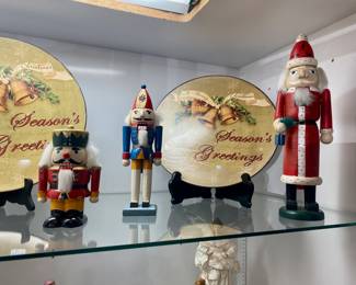 Vtg Wooden Nutcrackers