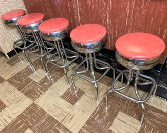 16 Sterling Mfg. Barstoolsmin