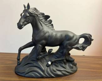 16 Vintage Ceramic Stallion Decormin