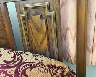 16 Potts Full Headboard Detailmin