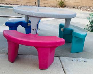 Child Picnic Table
