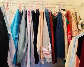 Women's Clothing 1X-3X (Some smaller sizes too)