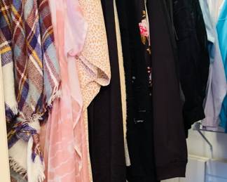 Women's Clothing 1X-3X (Some smaller sizes too)