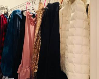 Women's Clothing 1X-3X (Some smaller sizes too)