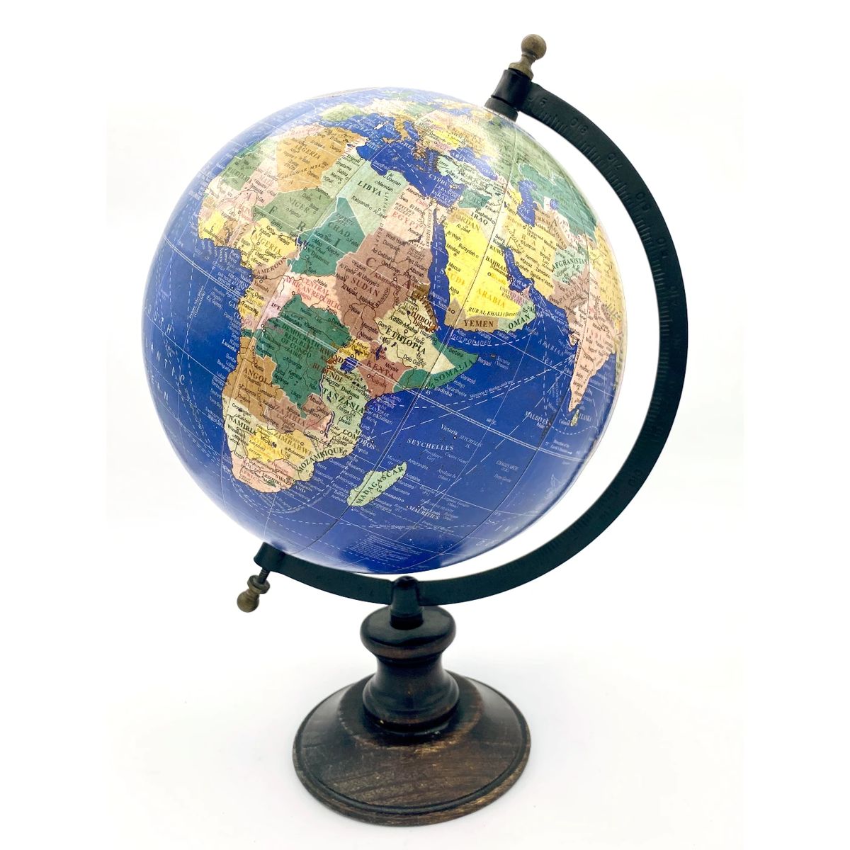 Homegoods, Jewerly, Kitchenware & Collectibles... starts on 10/23/2023