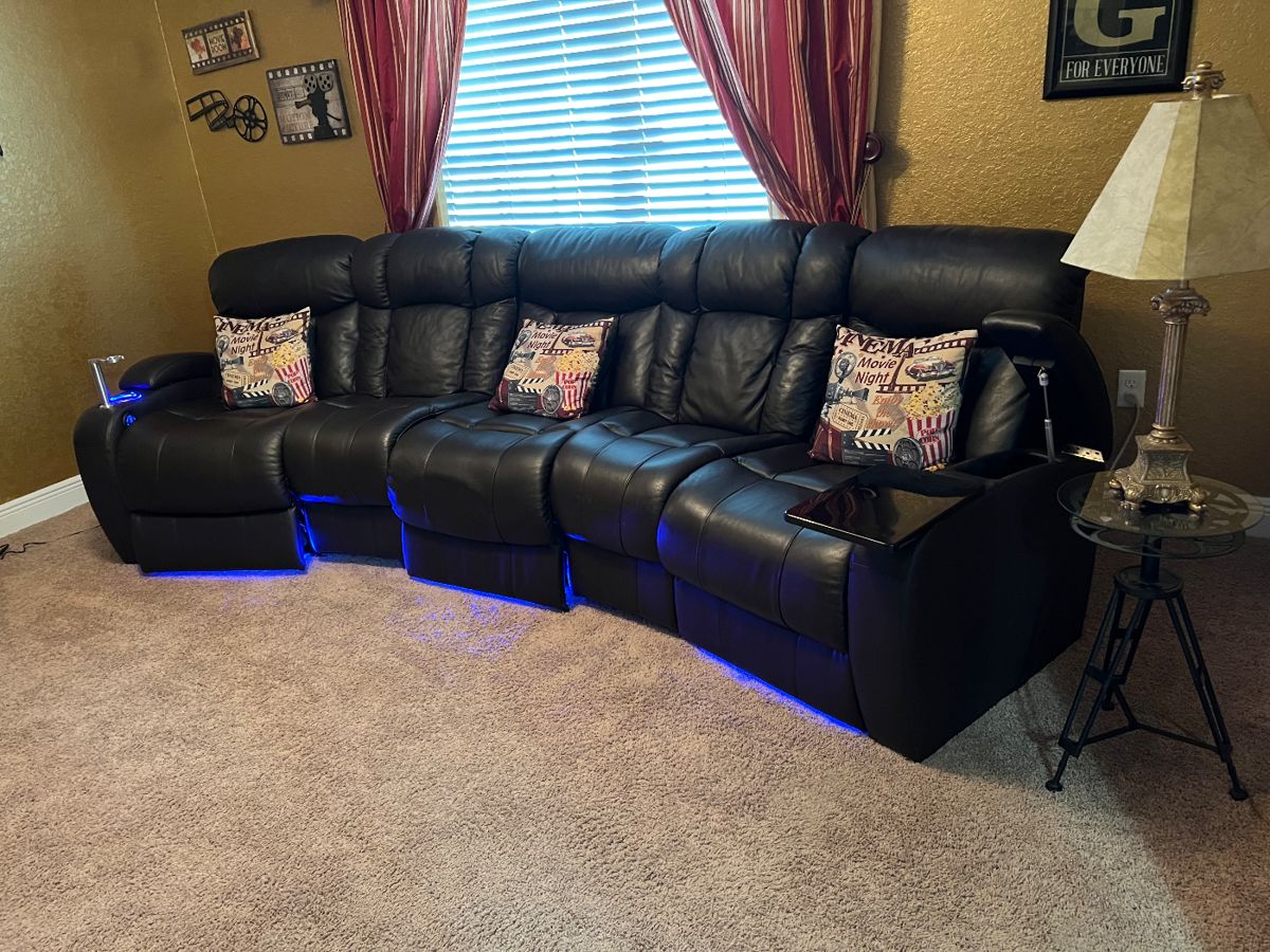 Dons Estate Sales in Haines City, FL starts on 10/27/2023