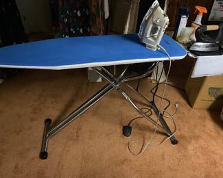 Professional ironing board