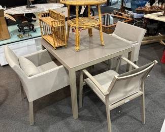 Garden Art Patio Table & Four Chairs