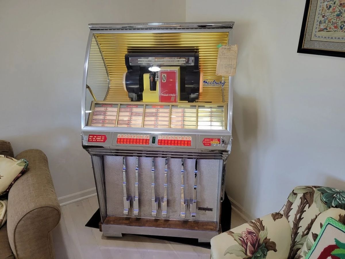 50 OFF SATURDAY!!! Estate Sale in Mequon by MMES starts on 10/26/2023