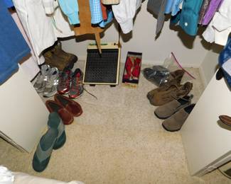 Shoes, some name brand