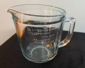 Vintage Marine Brazil One Cup Blue
Tint Glass Liquid Measuring Cup