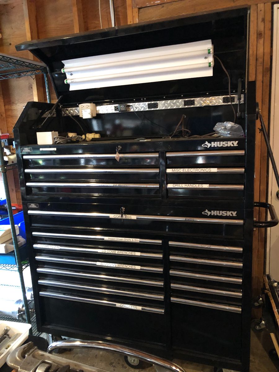 Husky 18 Drawer Tools Chest (52in W x 64.6in H x 18in D)