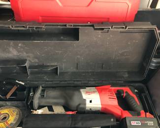 Milwaukee Reciprocating Saw Kit