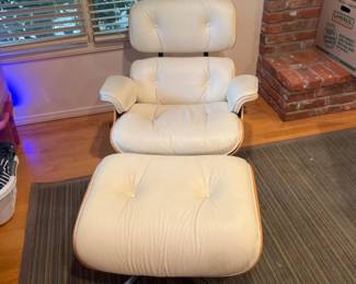 Herman Miller Eames Office Swivel Lounge Chair & Ottoman