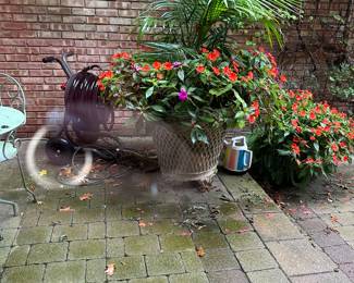 DETROIT GARDEN WORKS